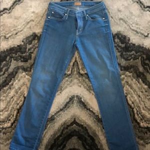 EUC Mother super soft light weight jeans!